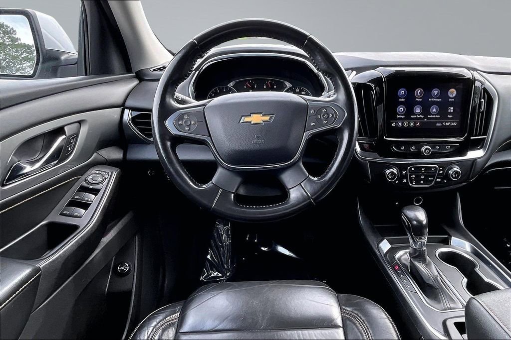Used 2021 Chevrolet Traverse LT FWD image 5