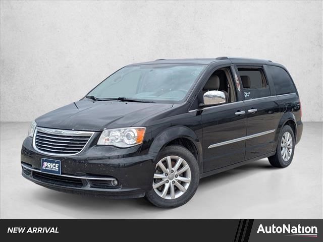 Used 2016 Chrysler Town & Country Limited Platinum image 1