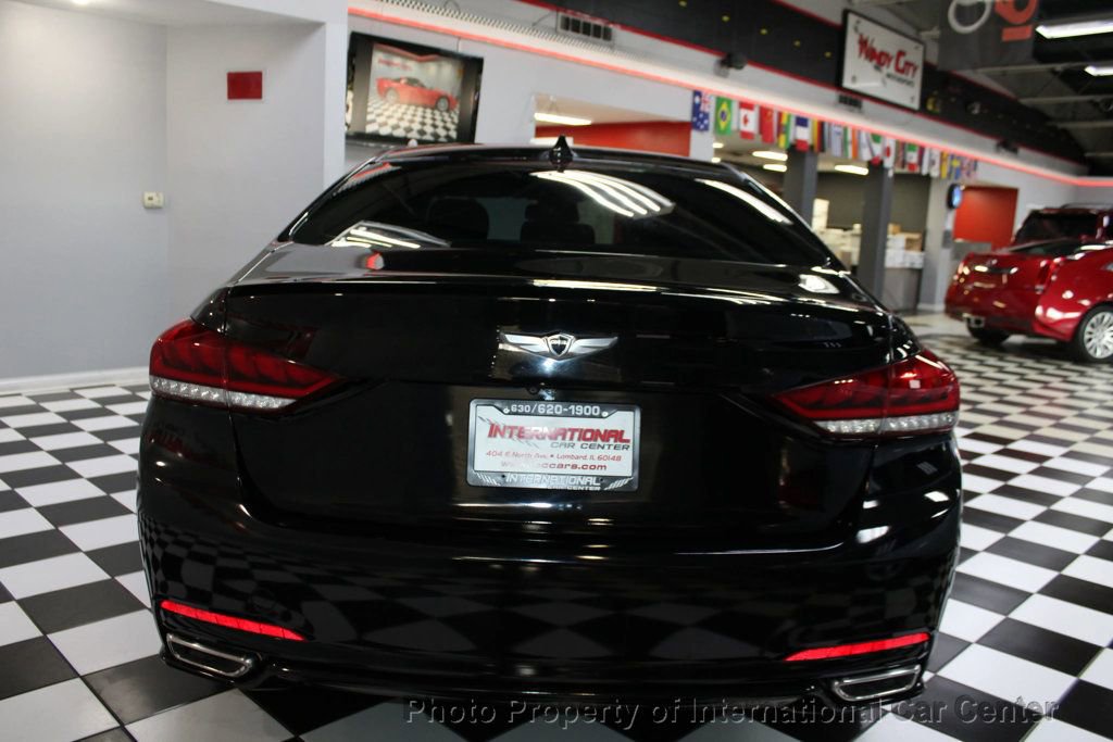 Used 2016 Hyundai Genesis 3.8 image 4