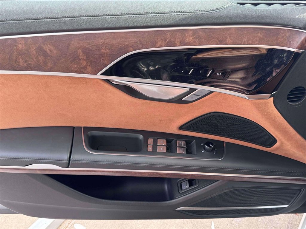 Used 2023 Audi A8 L 3.0T w/ Comfort Plus Package image 10