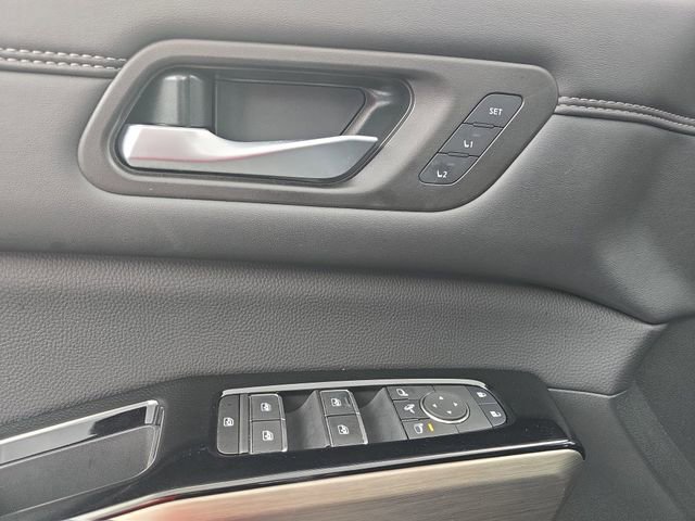 Used 2024 Nissan Pathfinder Platinum image 25