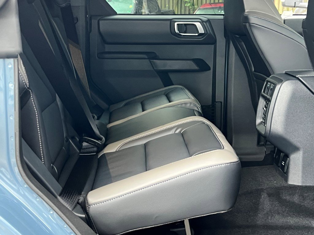 New 2025 Ford Bronco Outer Banks w/ Sasquatch Package image 11