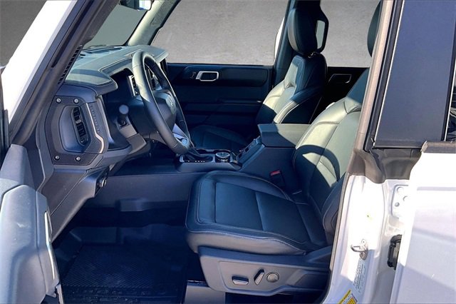 New 2025 Ford Bronco Badlands image 8