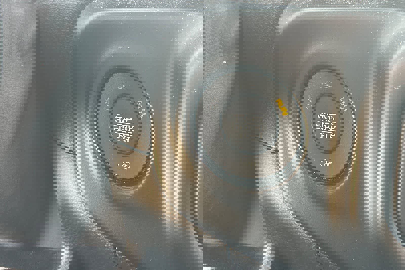 Used 2021 Jeep Gladiator Overland image 24