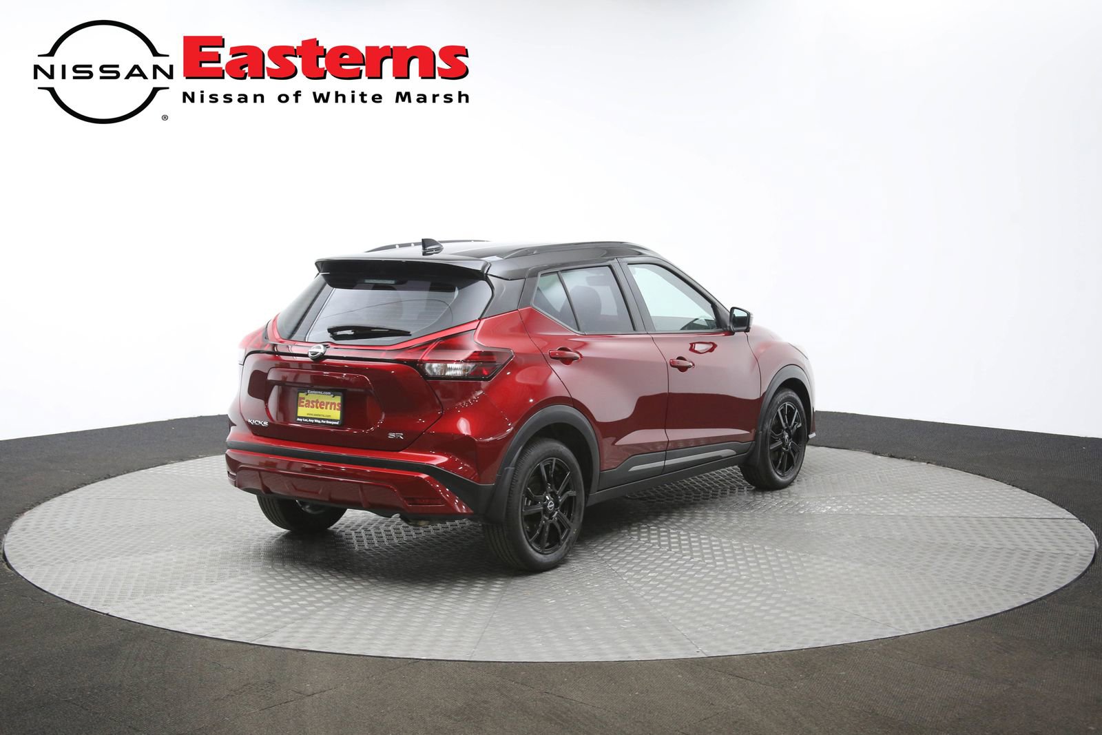 Used 2023 Nissan Kicks SR w/ SR Premium Package image 70