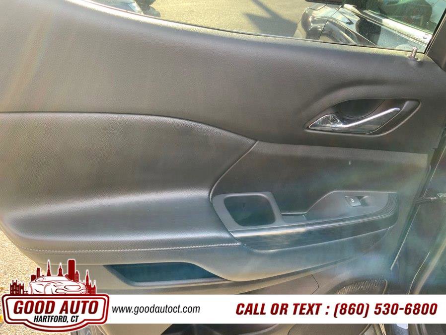 Used 2019 GMC Acadia SLT image 8