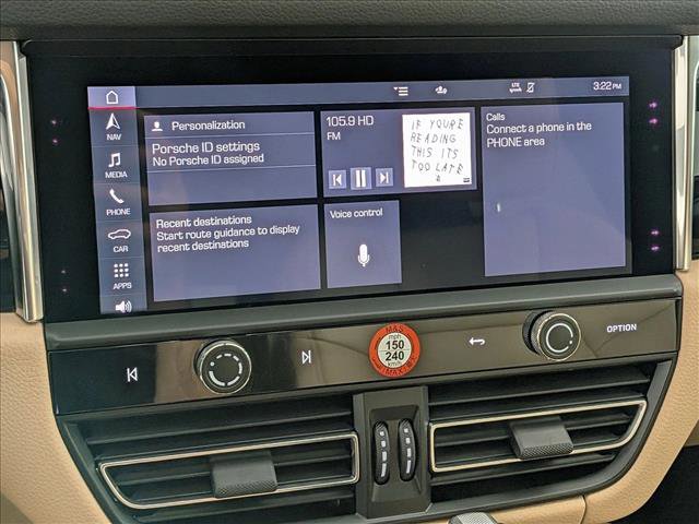 Certified 2025 Porsche Macan image 17