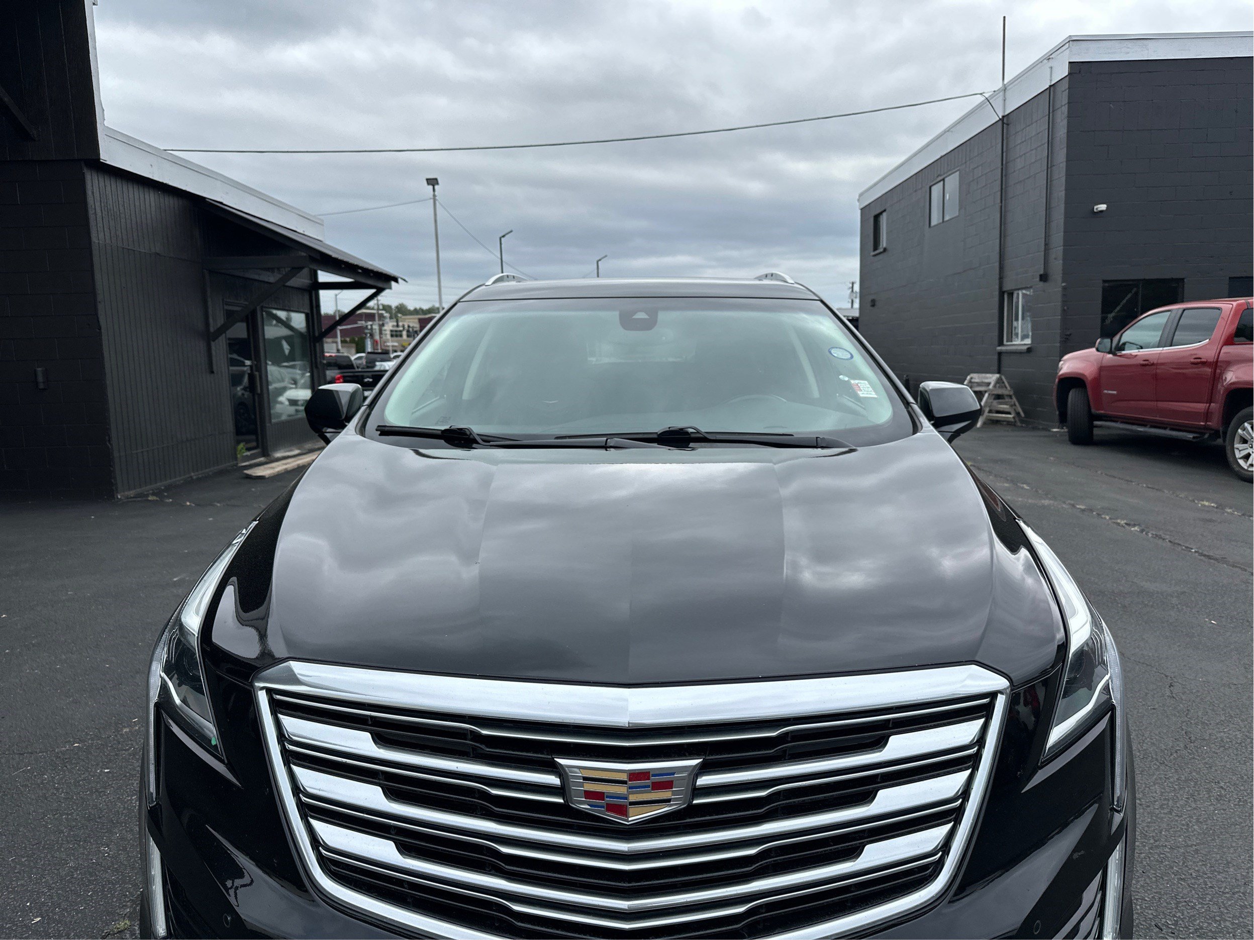 Used 2018 Cadillac XT5 Premium Luxury AWD/4WD image 24