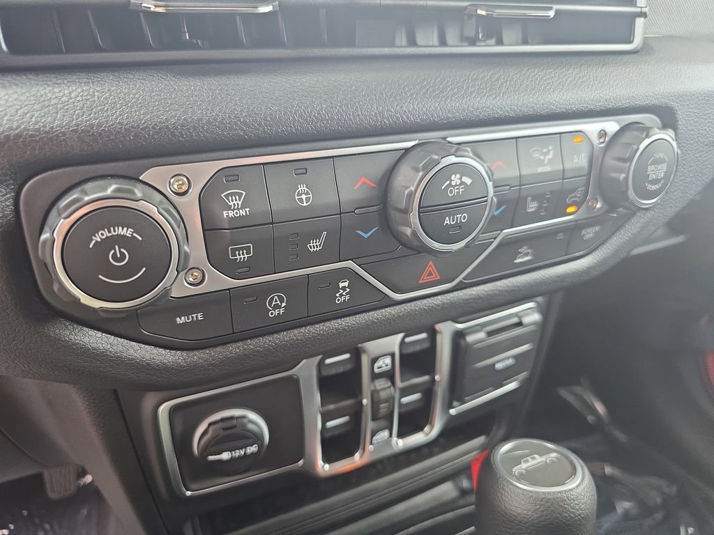 New 2025 Jeep Gladiator Sport image 21