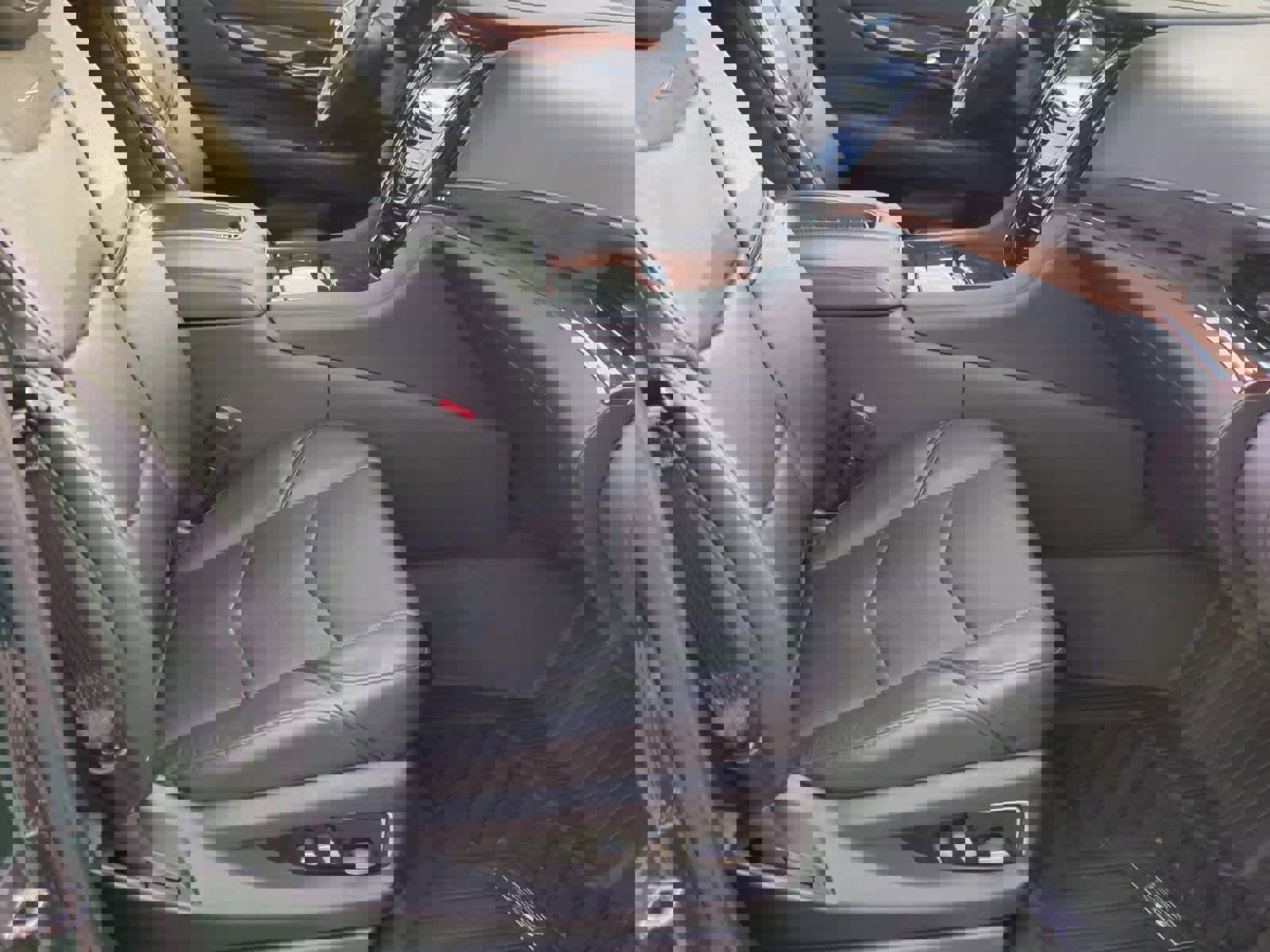 Used 2019 Cadillac Escalade ESV Luxury image 25