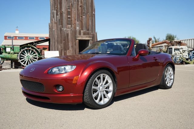 Used 2006 MAZDA MX-5 Miata Sport w/ Appearance Pkg RWD image 97