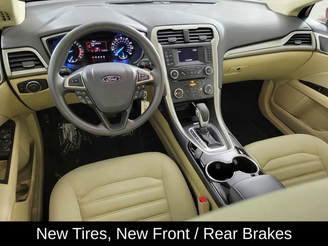 Used 2014 Ford Fusion SE image 33