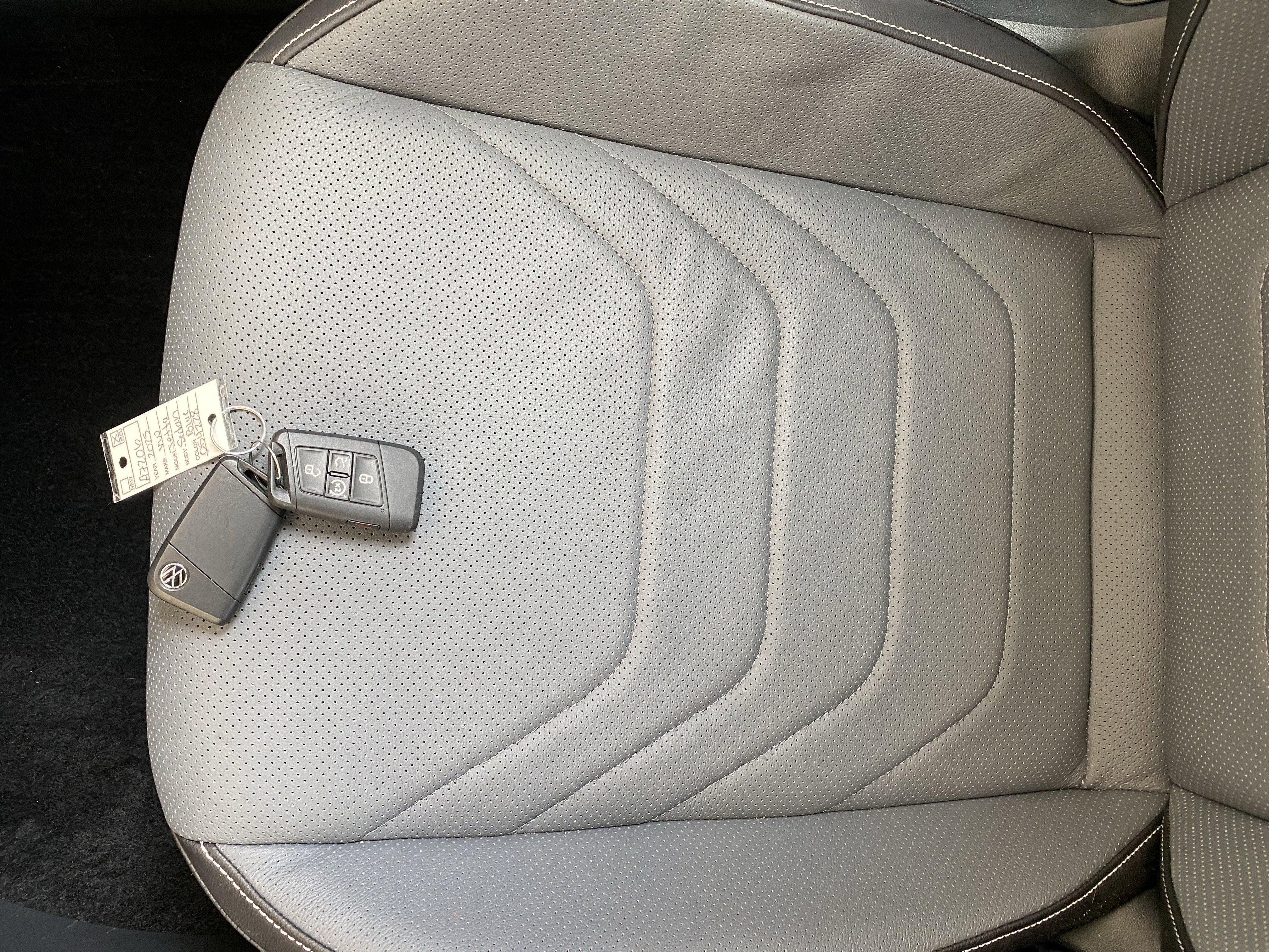 Certified 2025 Volkswagen Jetta SEL image 13