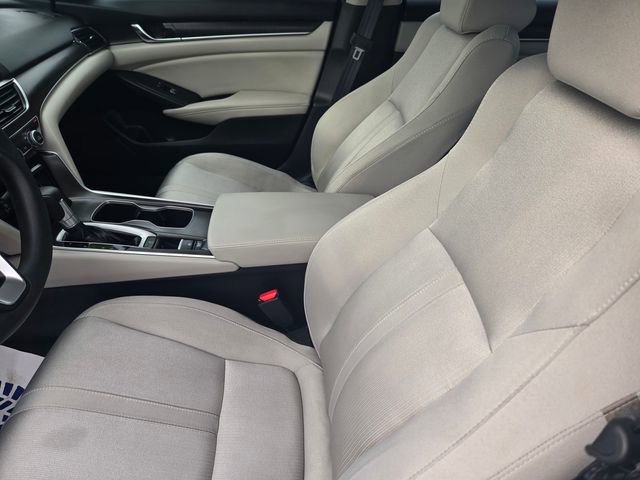 Used 2018 Honda Accord EX image 12