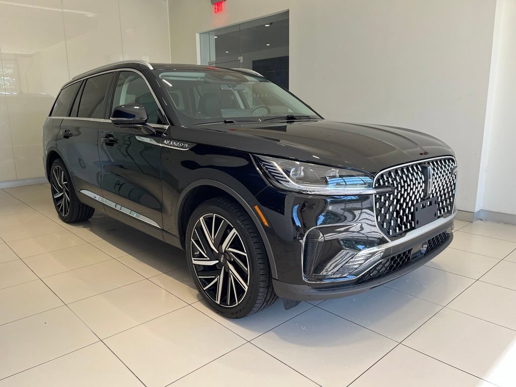 Used 2026 Lincoln Aviator Reserve AWD/4WD image 10