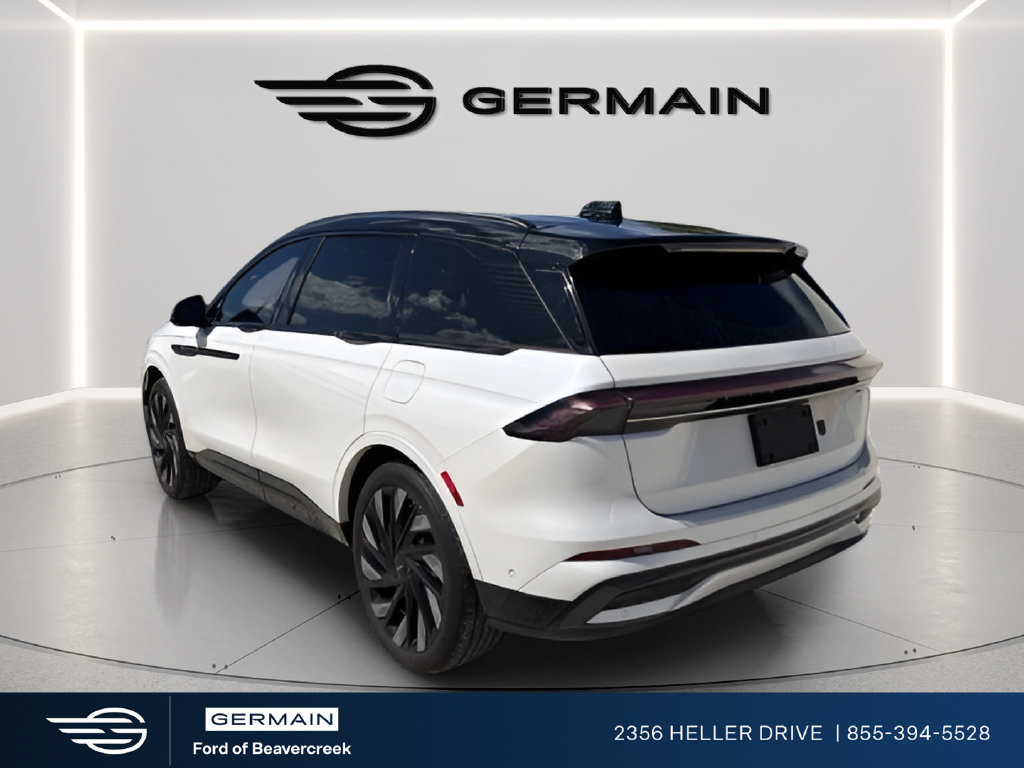 Used 2024 Lincoln Nautilus Reserve w/ Equipment Group 202A AWD/4WD image 5