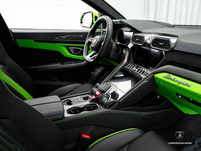 Used 2024 Lamborghini Urus S AWD/4WD image 47