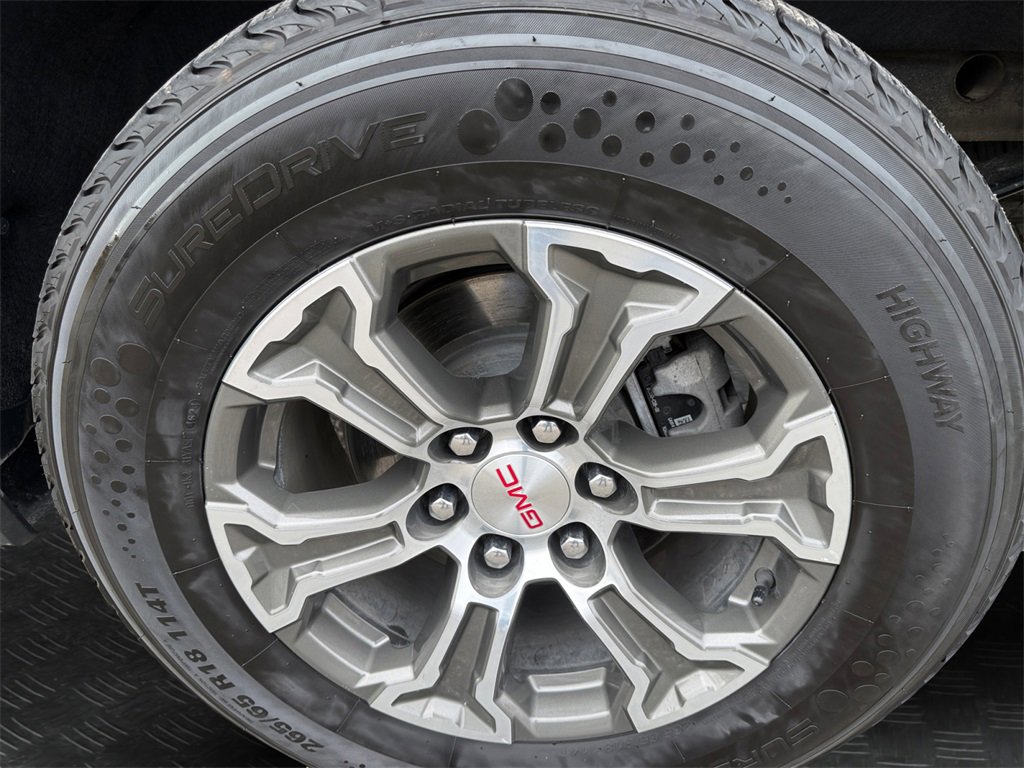 Used 2024 GMC Sierra 1500 SLT image 23