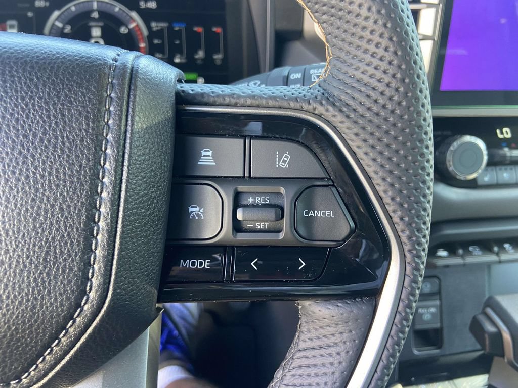 Used 2026 Toyota Sequoia Capstone AWD/4WD image 32