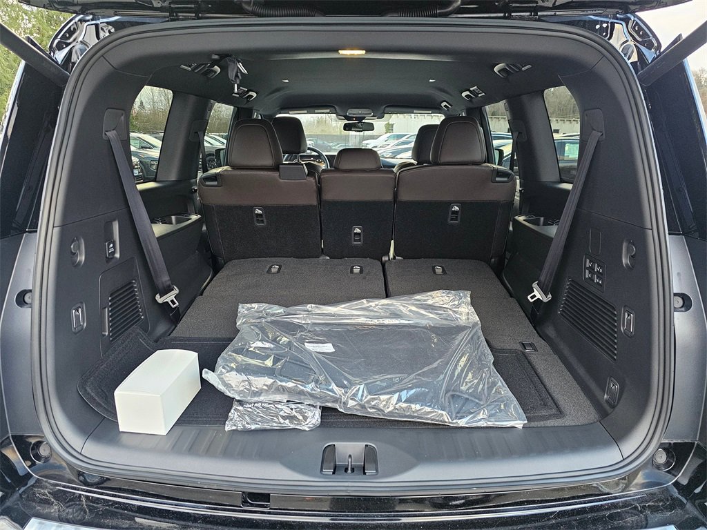 New 2026 Nissan Armada SL image 24