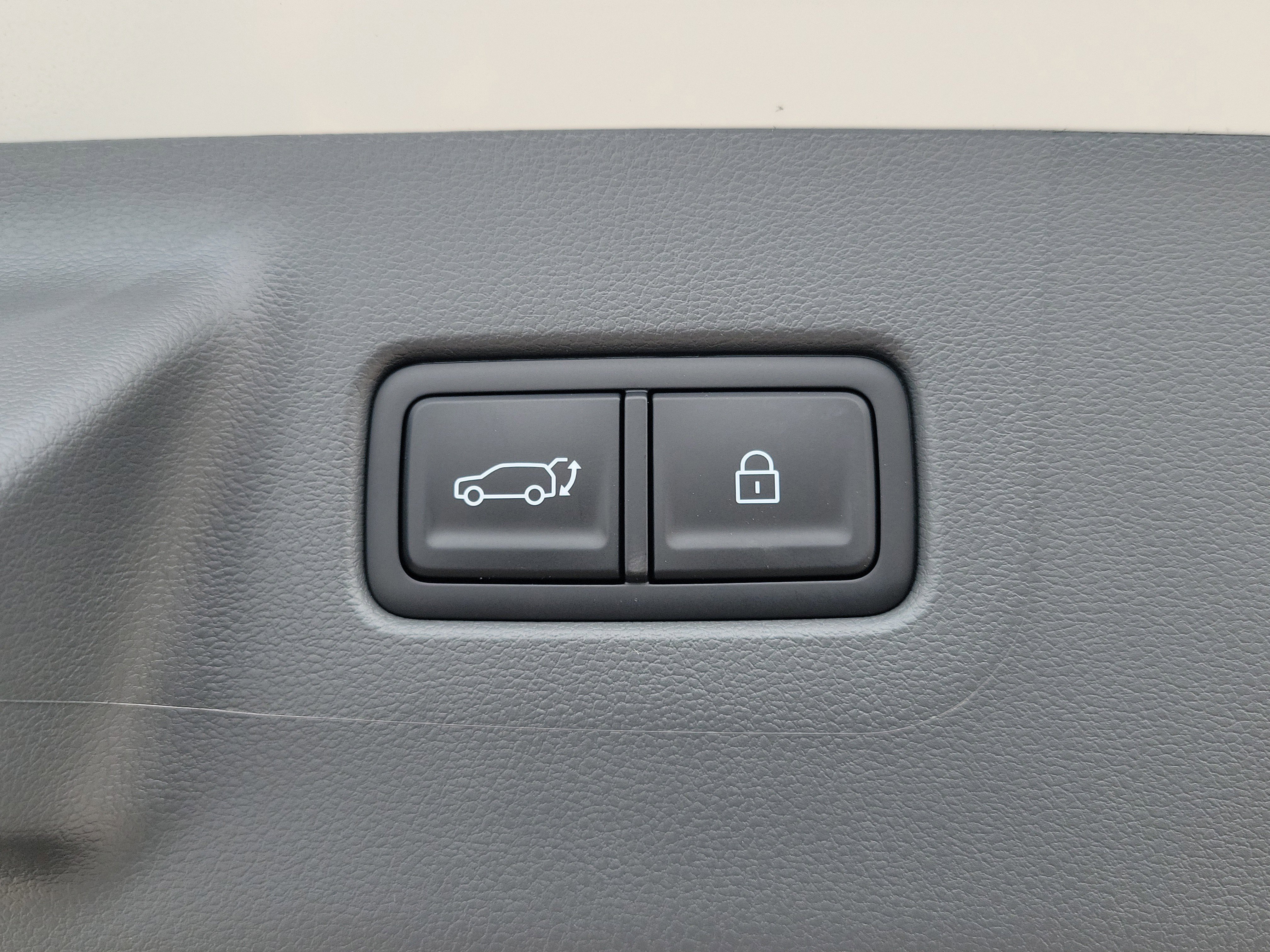 New 2026 Hyundai Santa Fe SEL FWD image 29
