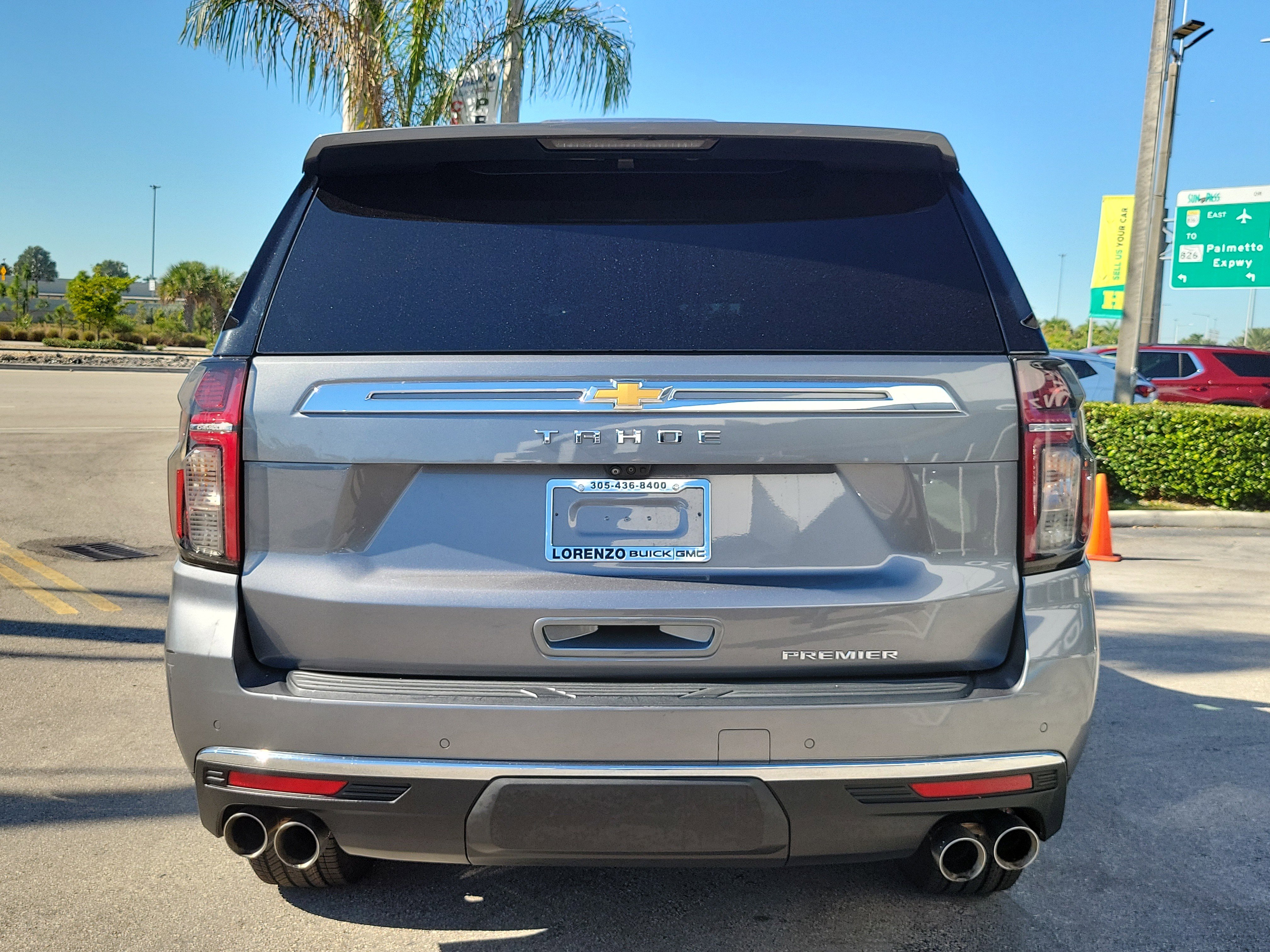 Used 2021 Chevrolet Tahoe Premier w/ Premium Package image 6