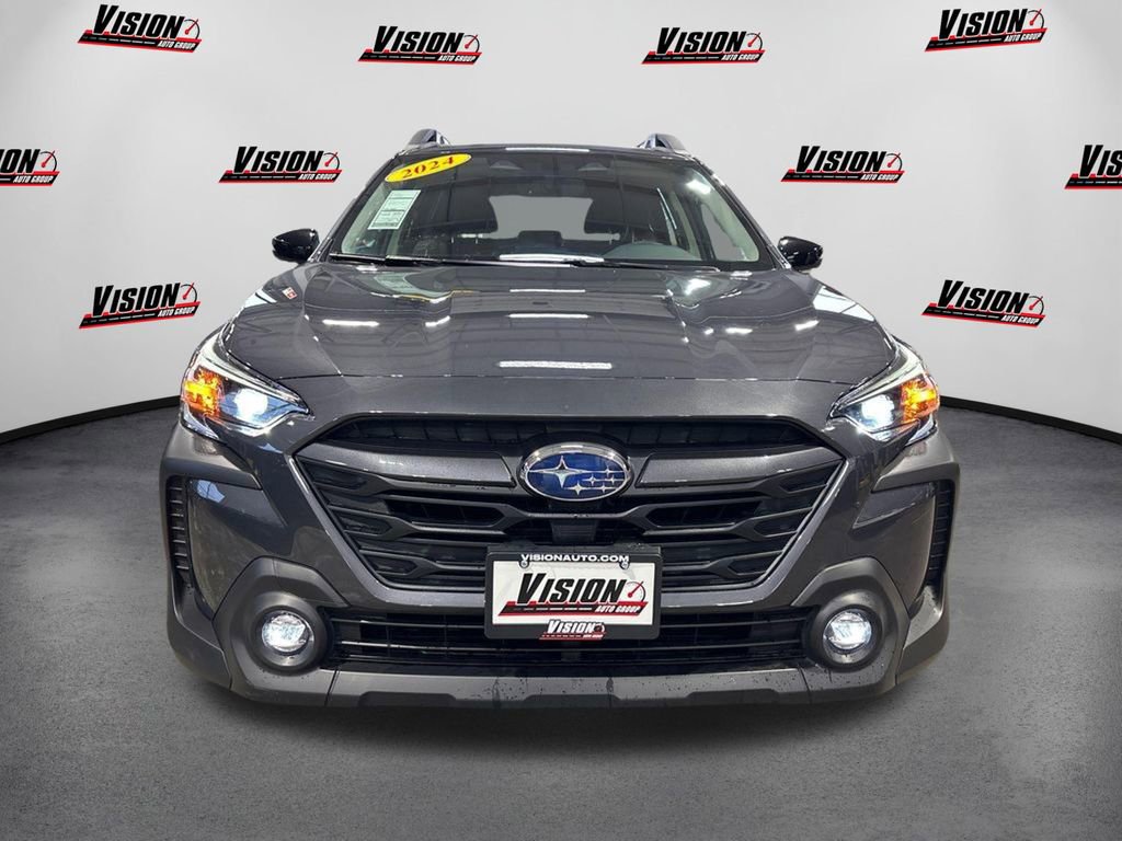 Used 2024 Subaru Outback Premium AWD/4WD image 2