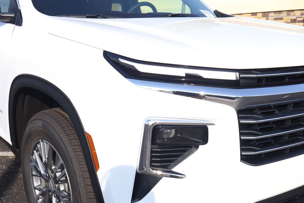 New 2026 Chevrolet Traverse LT w/ Driver Confidence Package image 4