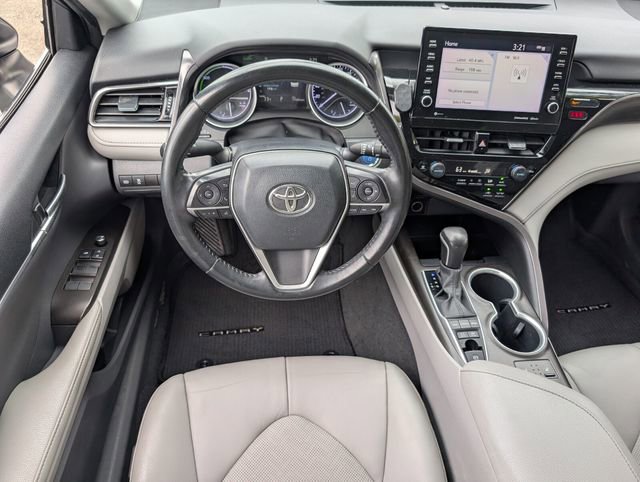 Used 2021 Toyota Camry XLE image 10