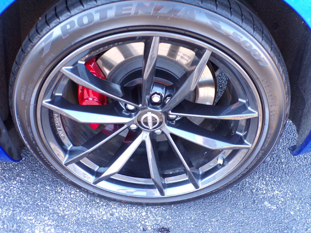 Used 2024 Nissan Z Performance w/ Floor Mat Package RWD image 5