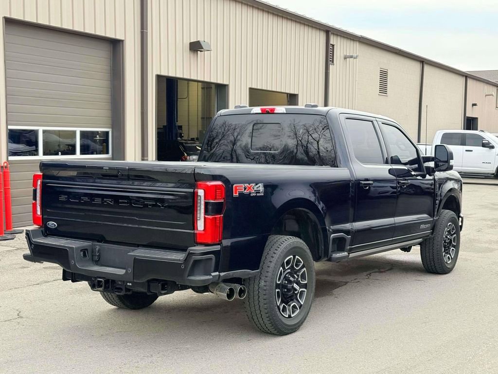 Used 2025 Ford F250 Platinum image 9
