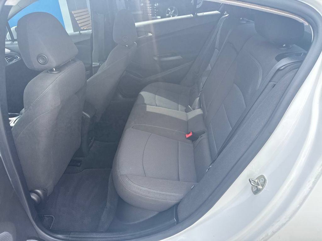 Used 2018 Chevrolet Cruze LT FWD image 35