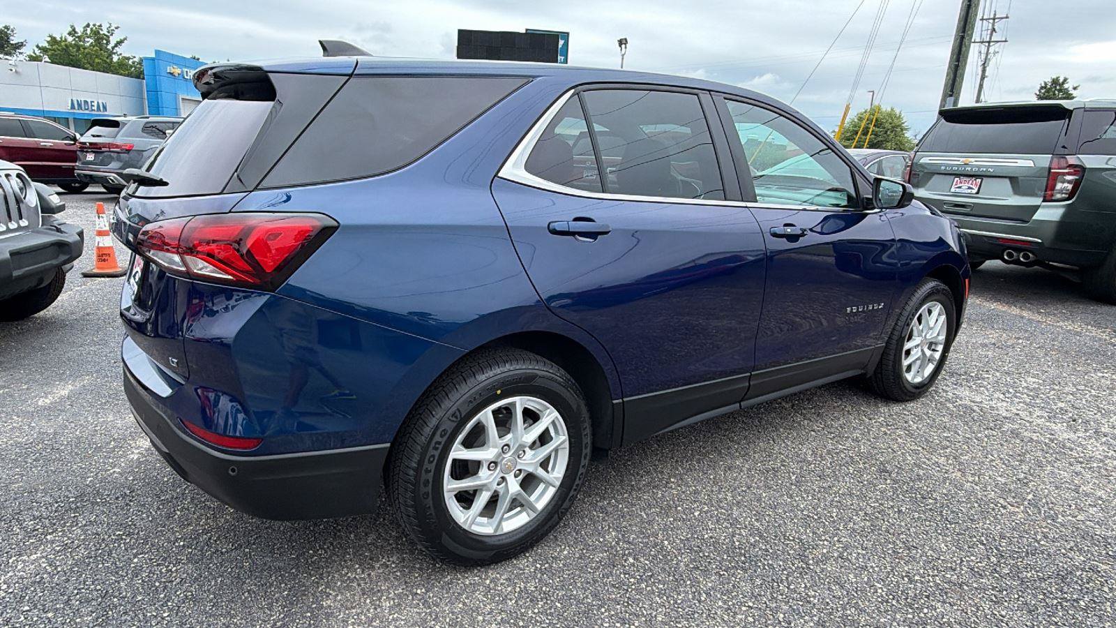 Used 2022 Chevrolet Equinox LT FWD image 8