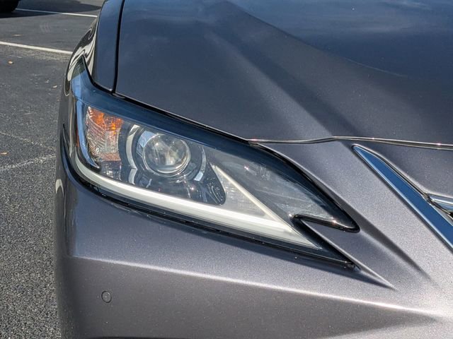 Used 2019 Lexus ES 350 w/ Premium Package image 11