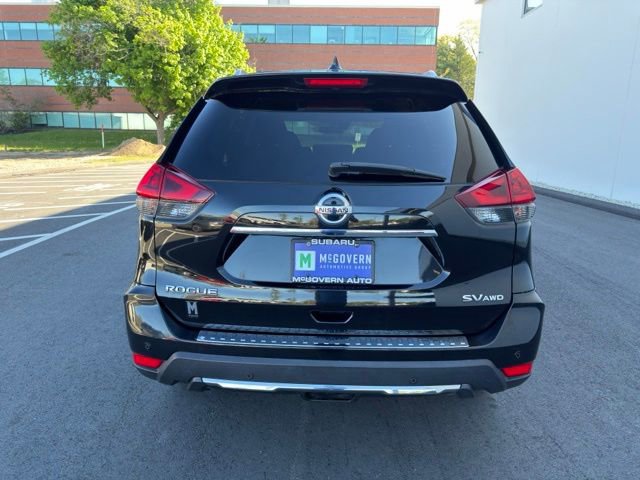 Used 2019 Nissan Rogue SV w/ Premium Package AWD/4WD image 6