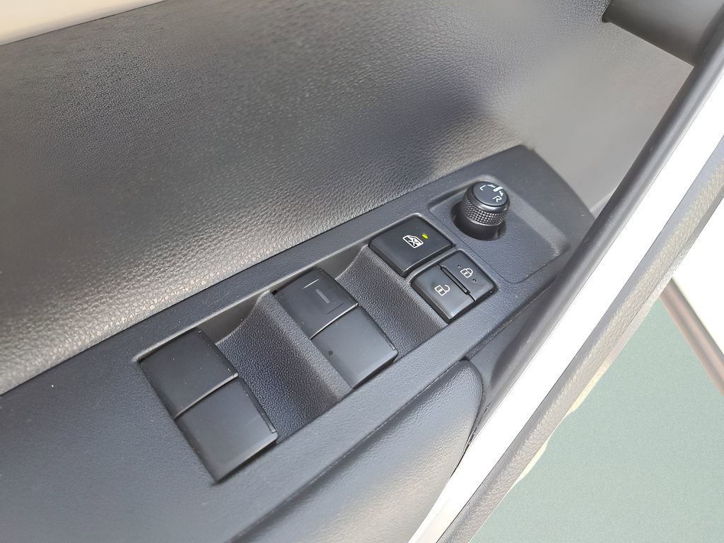 Certified 2025 Toyota Corolla Cross LE image 14