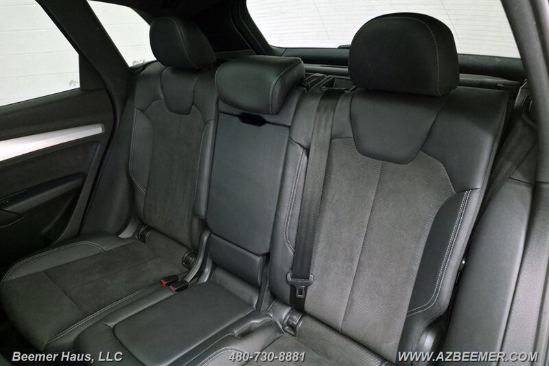 Used 2019 Audi SQ5 Premium w/ Convenience Package AWD/4WD image 32