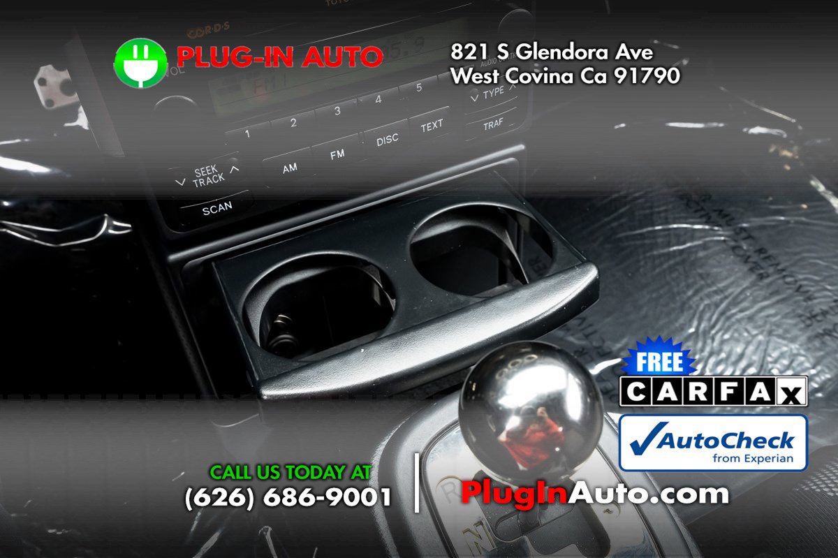 Used 2005 Toyota MR2 image 24