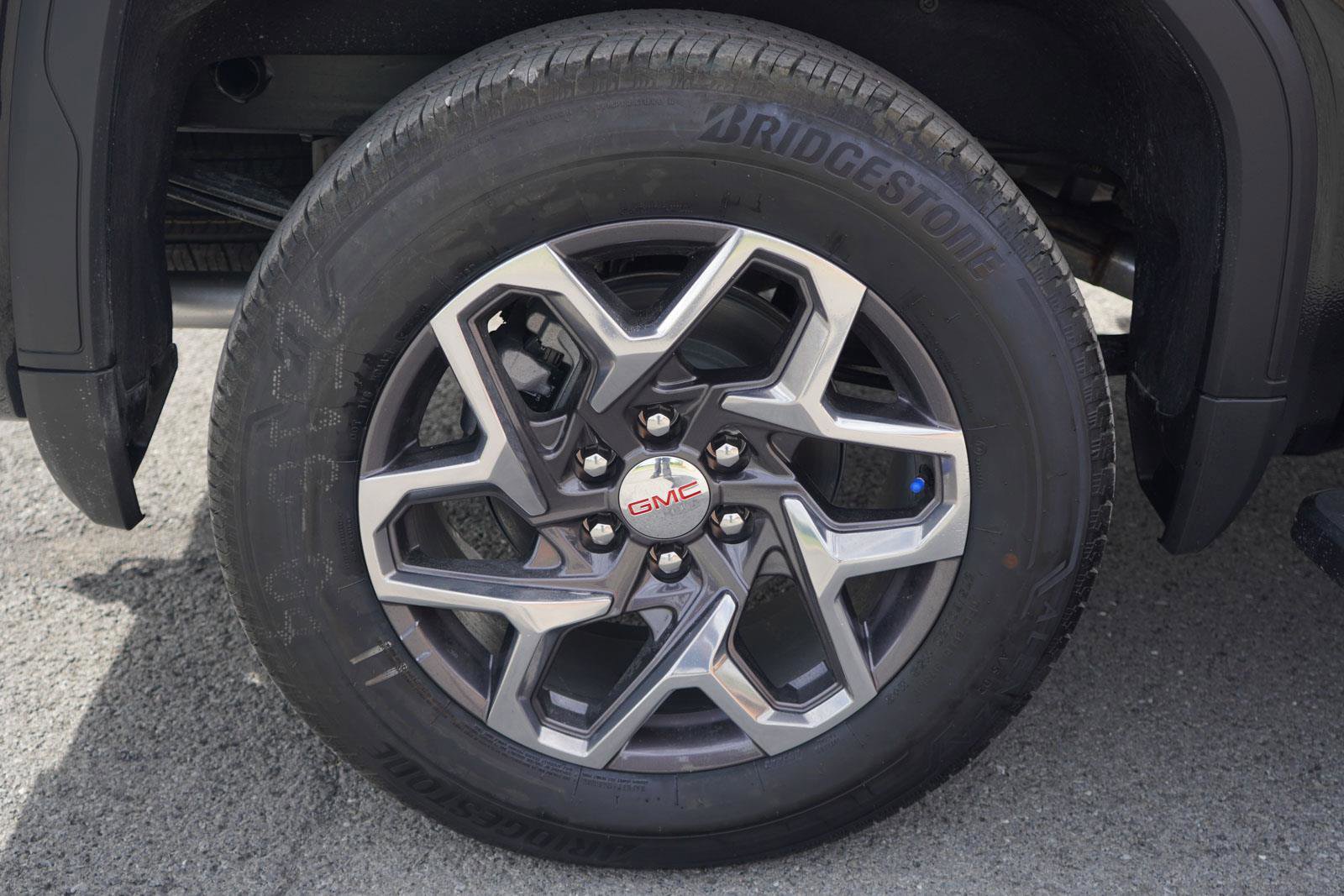New 2026 GMC Sierra 1500 SLT w/ SLT Premium Package image 12