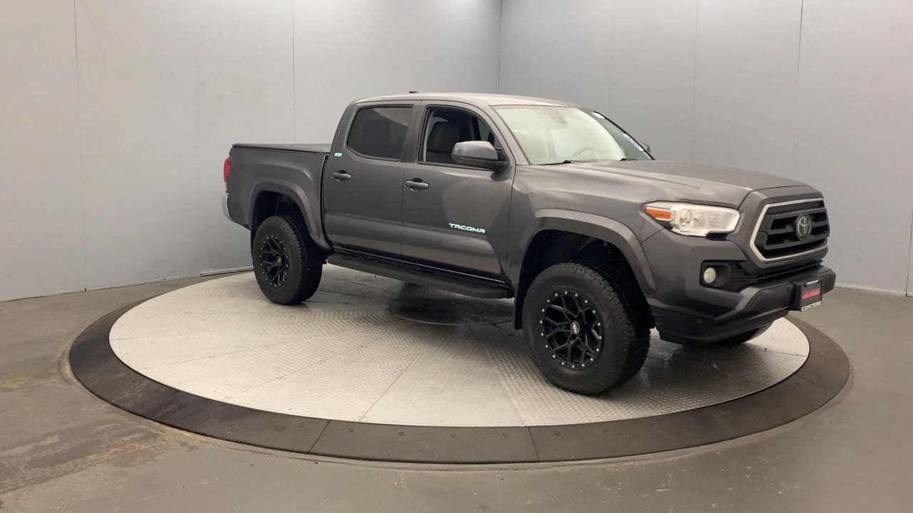 Used 2021 Toyota Tacoma SR5 AWD/4WD image 7