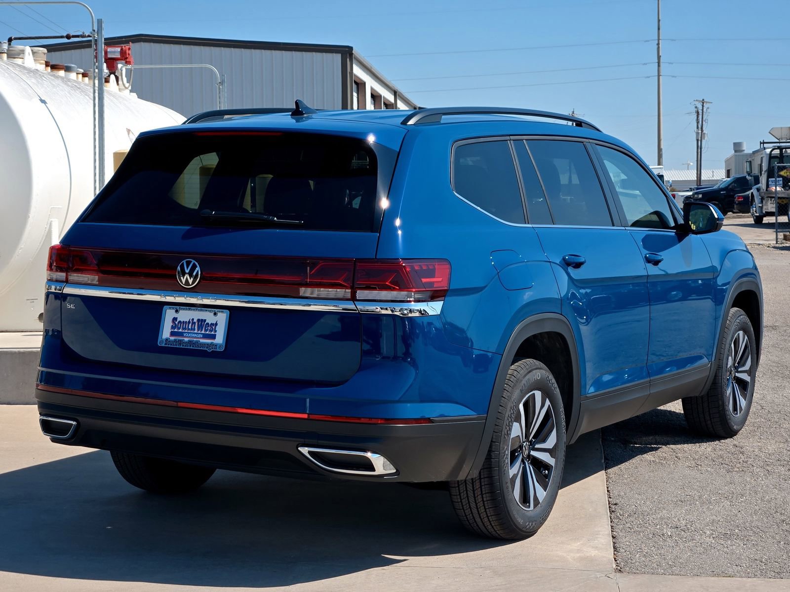 New 2026 Volkswagen Atlas SE image 5