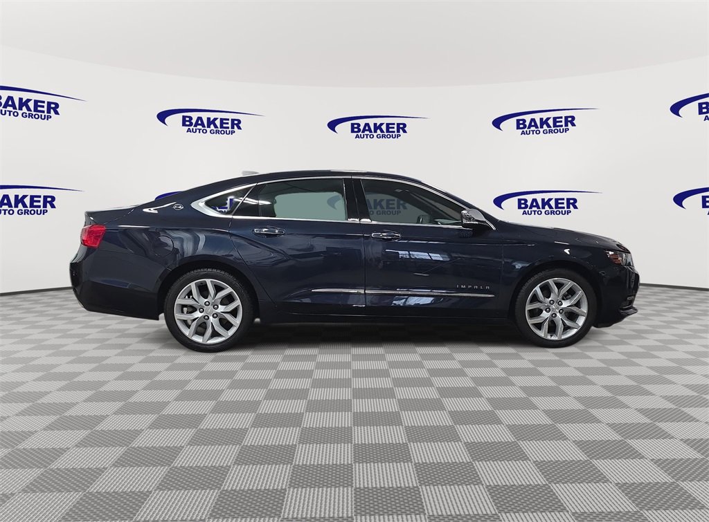 Used 2018 Chevrolet Impala Premier w/ Premier Convenience Package image 4