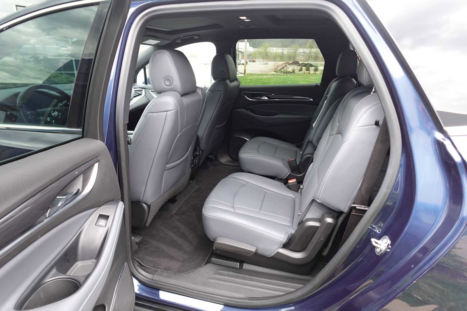 Used 2023 Buick Enclave Essence w/ Experience Buick Package image 28