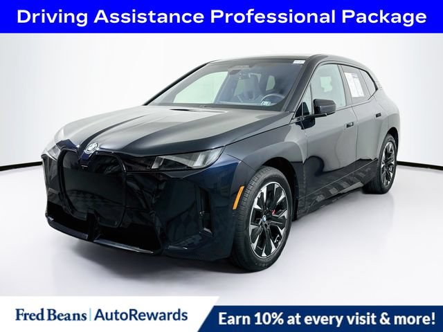 Used 2026 BMW iX xDrive45 w/ M Sport Package AWD/4WD image 3