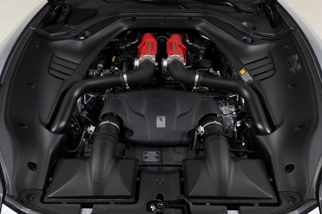 Used 2016 Ferrari California T RWD image 20