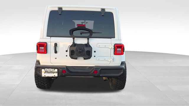 Used 2018 Jeep Wrangler Unlimited Sahara AWD/4WD image 11