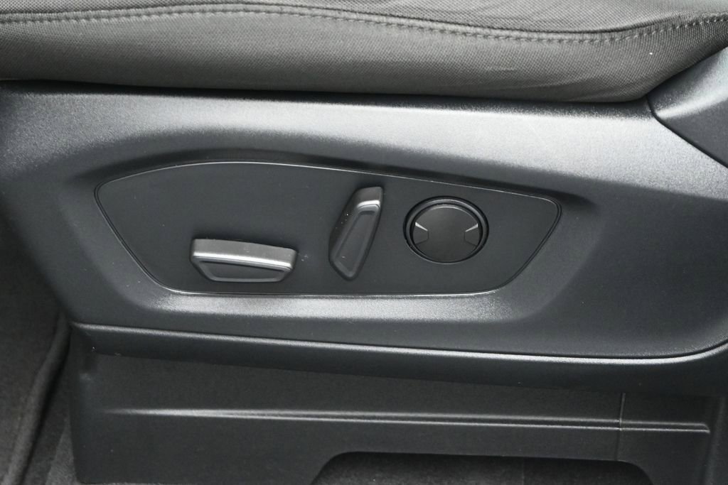 Used 2023 Ford Explorer XLT RWD image 10