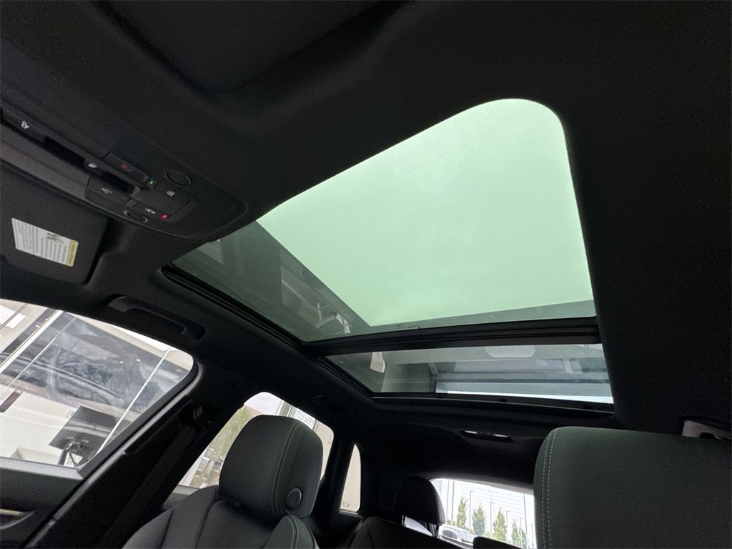 New 2025 Audi Q3 2.0T Premium image 21