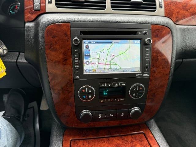 Used 2014 Chevrolet Tahoe LTZ AWD/4WD image 32