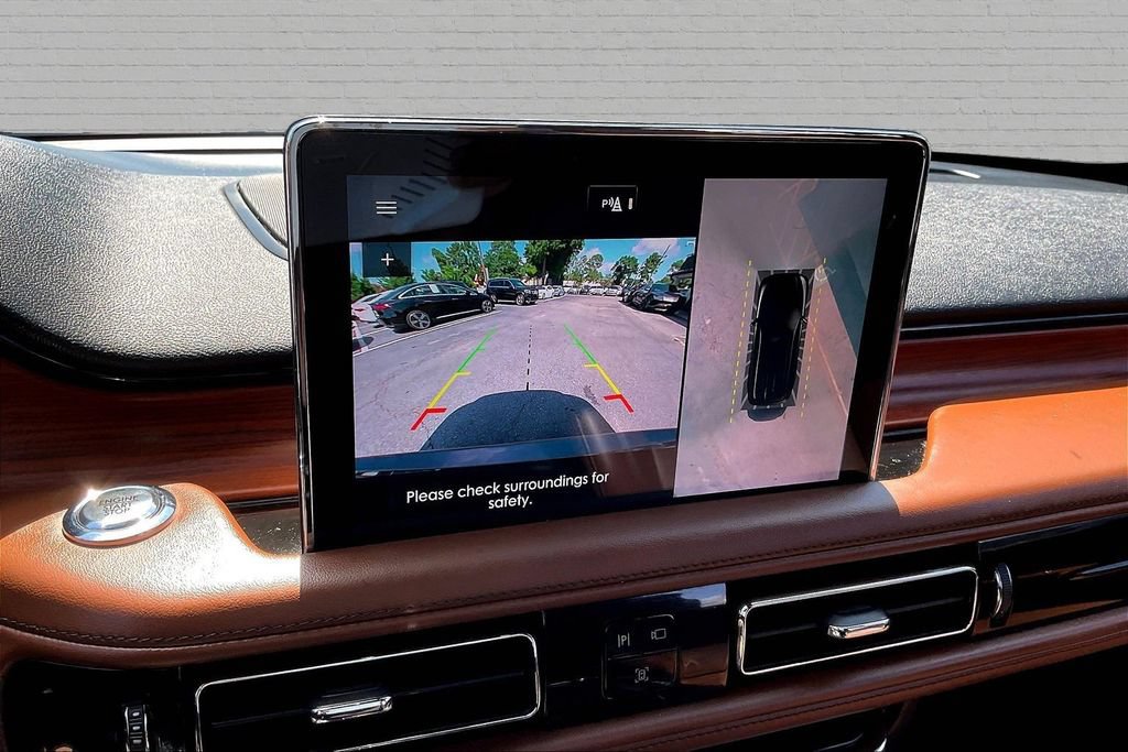 Used 2020 Lincoln Aviator Reserve w/ Elements Package Plus AWD/4WD image 14